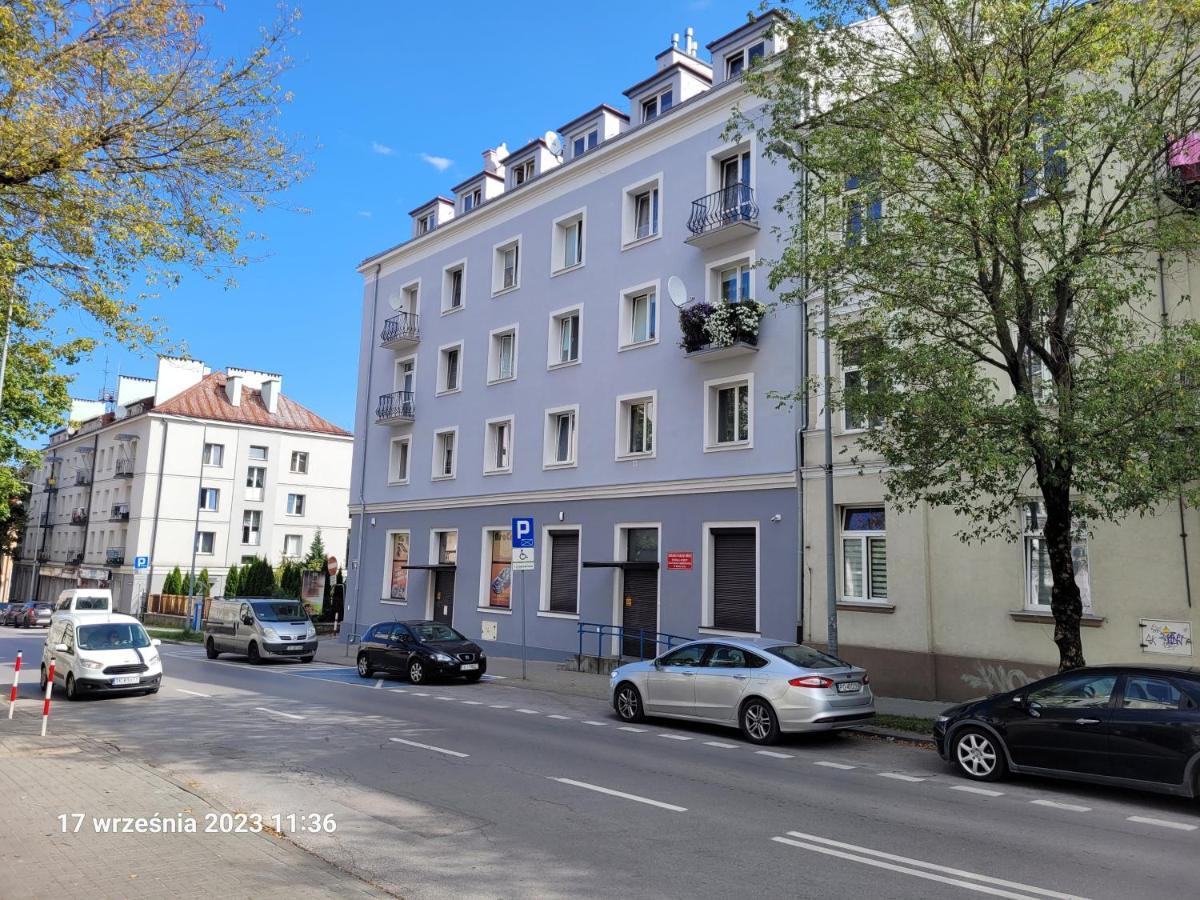 Apartment Akali Centrum -parking